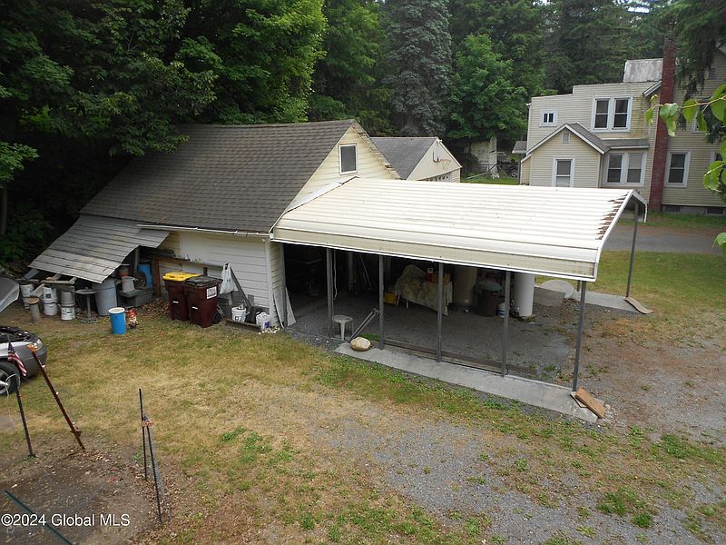 4th image of 3570 Ny Highway 43