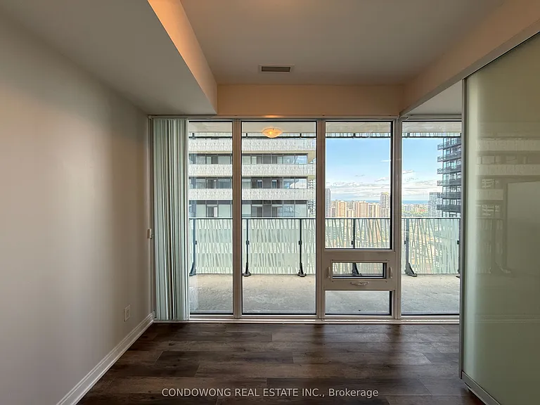 42 Charles St E #3102 — Photo 6
