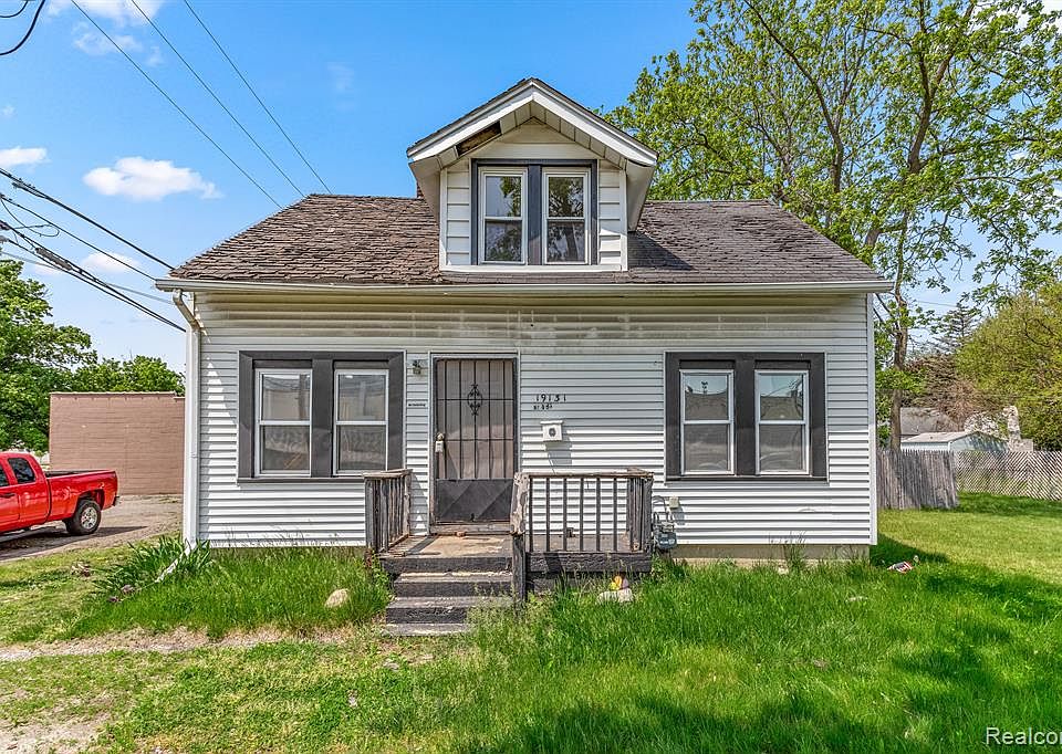 19131 Olympia, Redford, MI 48240 Zillow