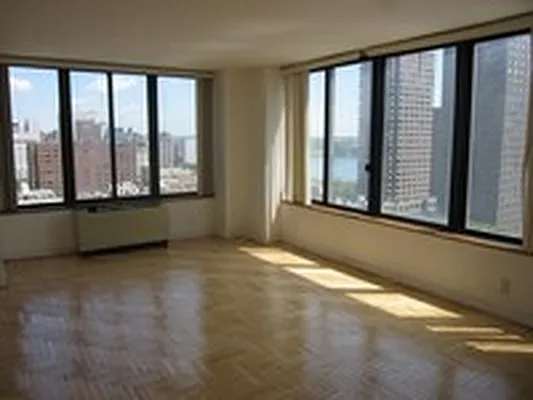 Rented by Nexus Real Estate LLC | media 12