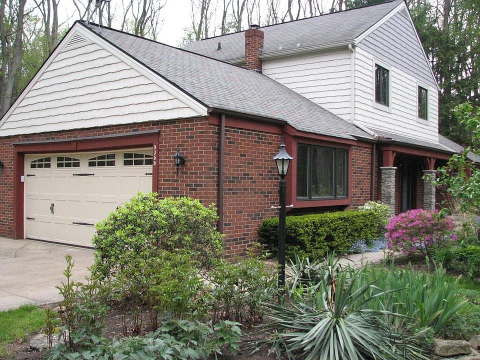Front View with Garage
