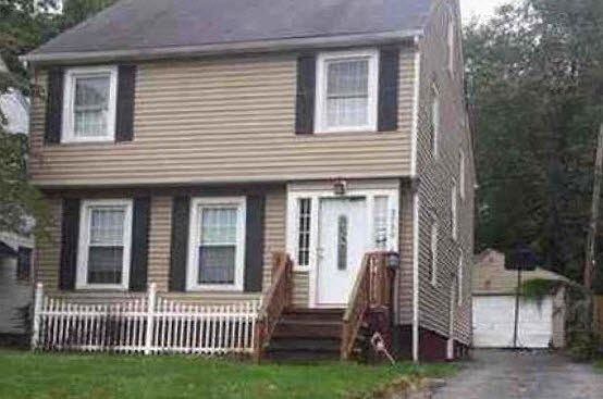 1st image of 3738 Woodridge Rd