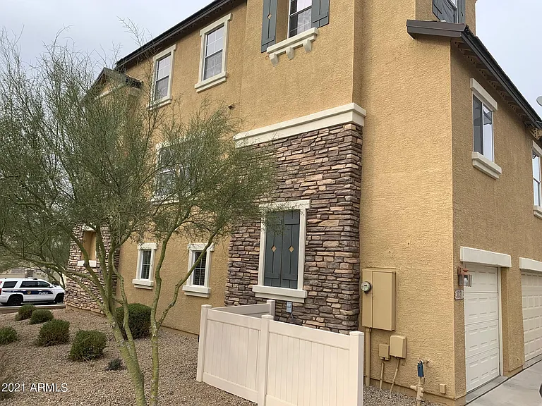 3031 W Sand Flower Dr — Photo 2