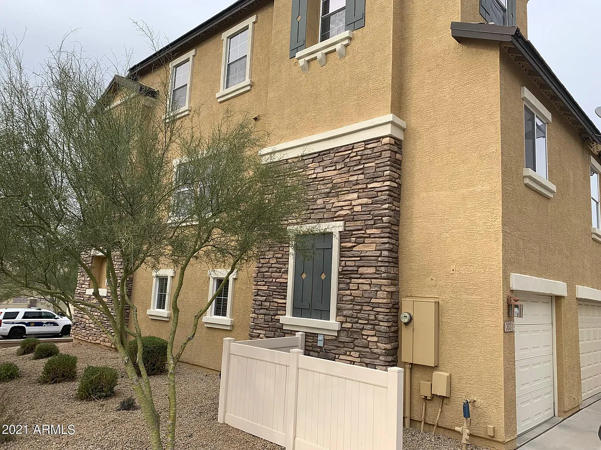 Building Photo - 3031 W Sand Flower Dr