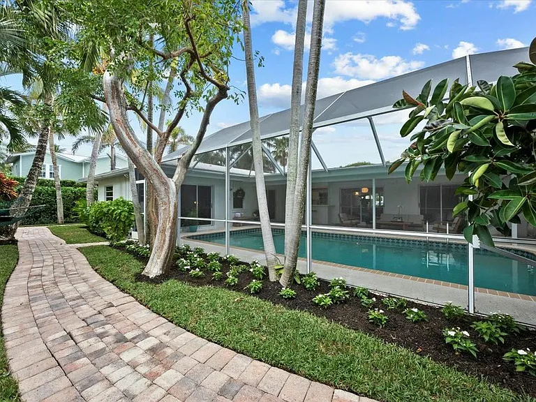 232 Cove Pl — Photo 49