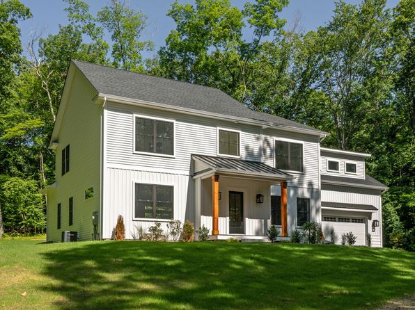 5 Deerwood Rd, Oxford, CT 06478