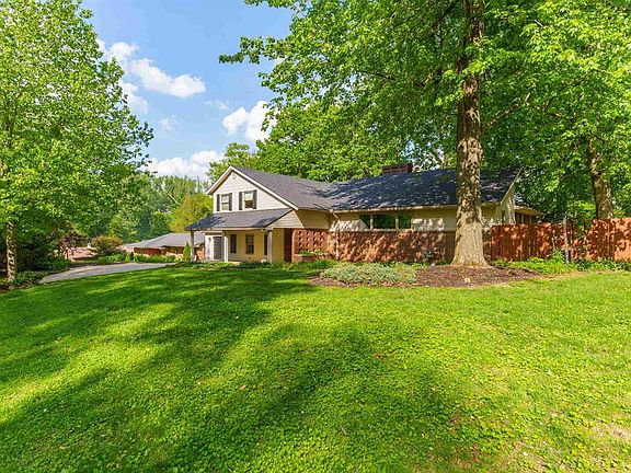 3rd image of 4459 Greenacre Dr