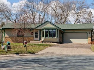 12100 Meadowlark Cir, Osseo, MN 55369