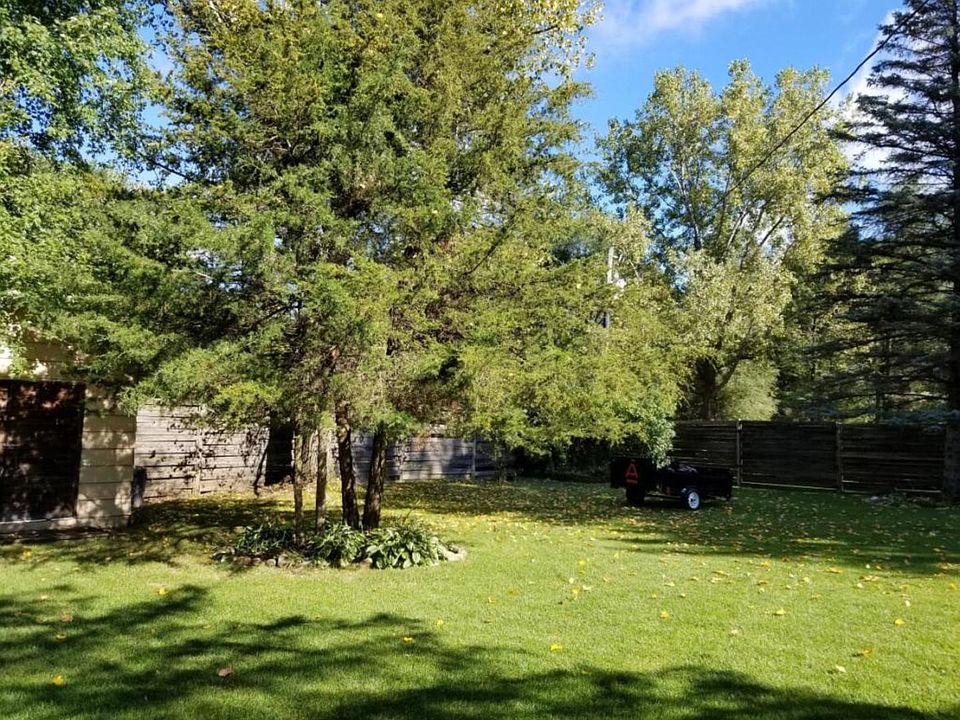 1st image of 1117 McKay Dr NE