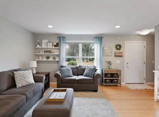 5951 3rd St NE, Fridley, MN 55432