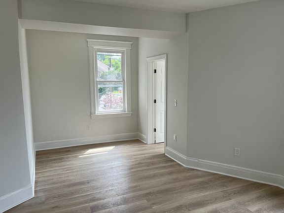 2nd image of 60 Hilton Ave Floor 2
