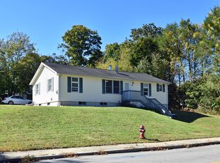 94 Asylum St, Norwich, CT 06360