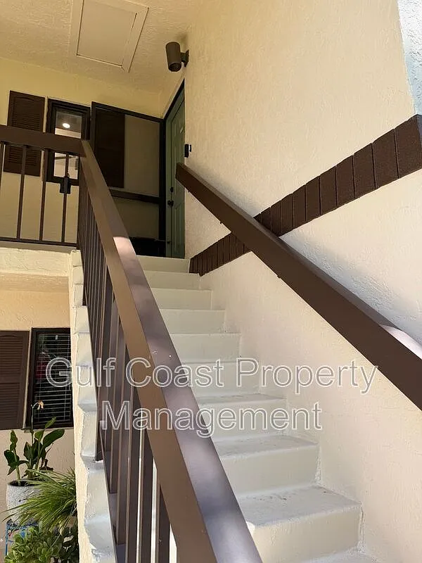 2 bed, 2.0 bath, $1,450 — Photo 2