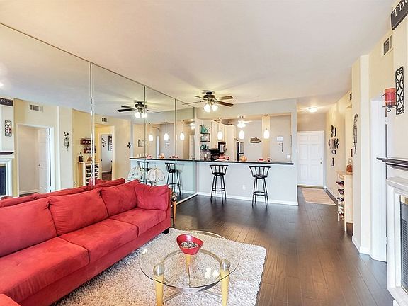 4th image of 555 Maine Ave Unit 319