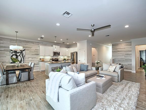 4th image of 6977 Avalon Cir Unit 1307