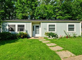 2218 Sanibel Dr, Reston, VA 20191