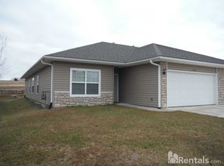 4212 SW Shenandoah Rd, Topeka, KS 66610
