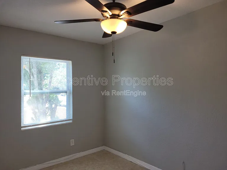 7803 Mandarin Dr — Photo 11