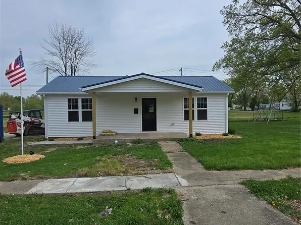 502 E State St, Vandalia, MO 63382