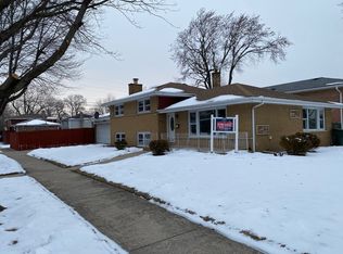 9558 S Sacramento Ave, Evergreen Park, IL