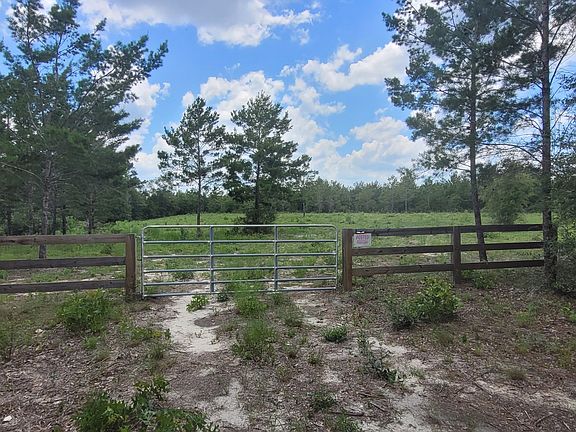 2nd image of Holmes Valley Rd