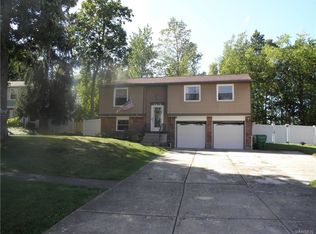 3610 Terri Trl, Blasdell, NY 14219