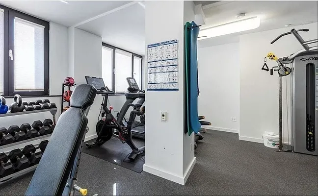 Rented by Bold New York | media 13