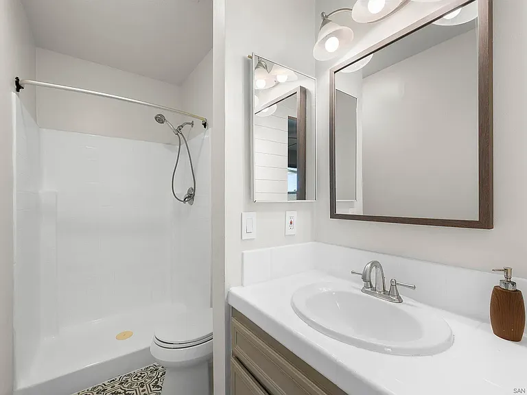 3338 Herman Ave #5 — Photo 19