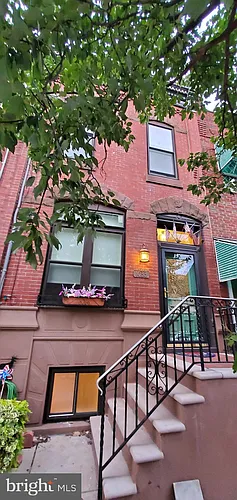 1033 Jackson St Photo 1
