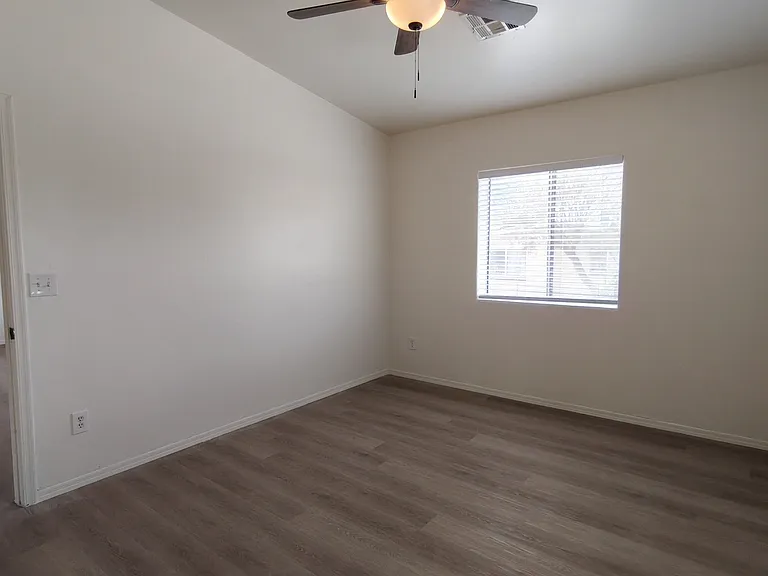 4967 S Fremont Ave #1 — Photo 6