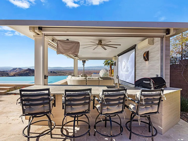55 Vista Outlook St — Photo 44