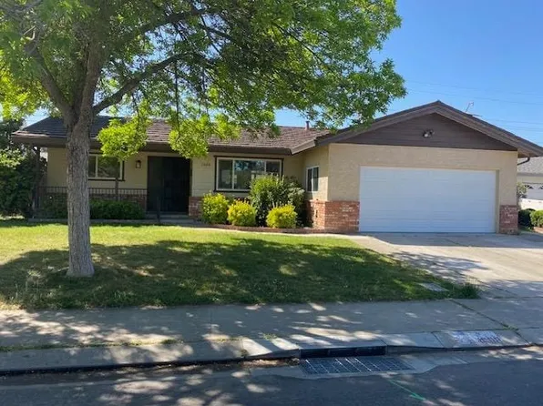 1608 Golden Gate Dr, Modesto, CA 95350