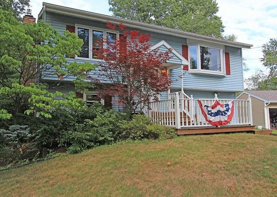 1st image of 25 Northway Ct