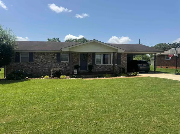 1104 Highland Ave, Muscle Shoals, AL 35661
