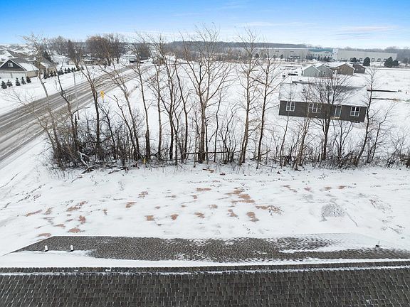 3rd image of N9292 Constellation Dr