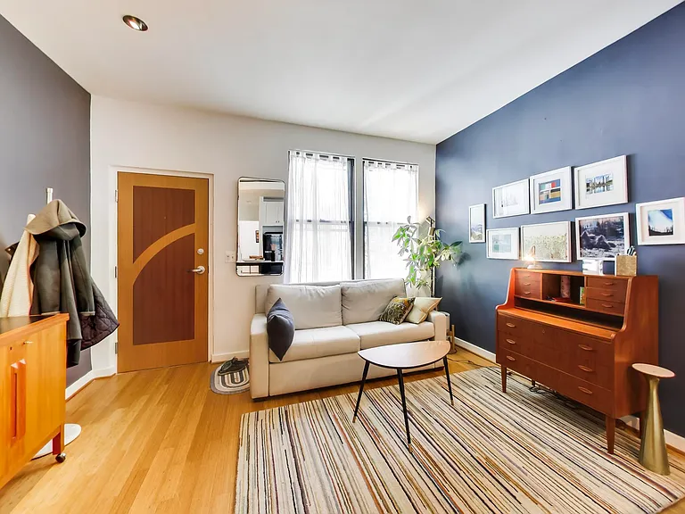 116 N Carolina Ave SE #302 — Photo 18