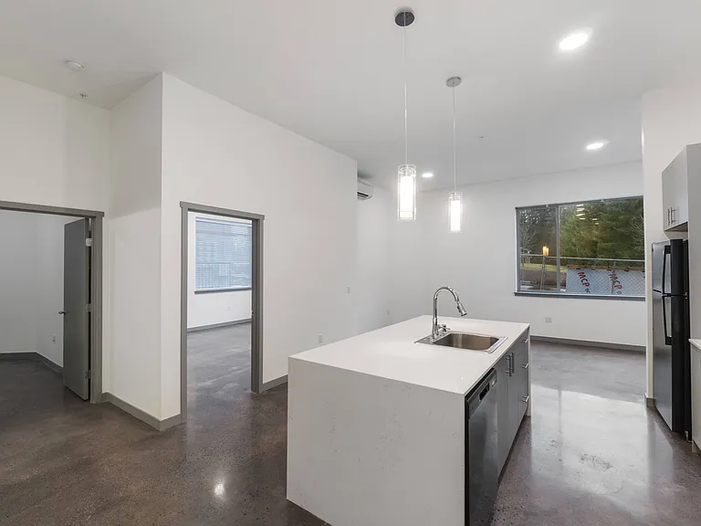 Serenity Apartments — Photo 114