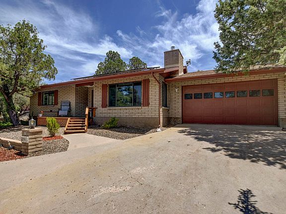 2nd image of 1291 Los Arcos Dr