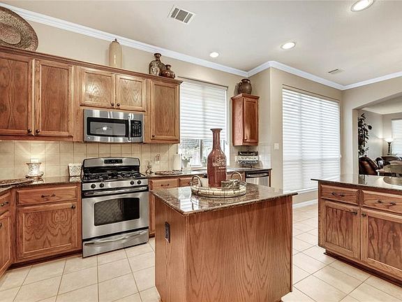5th image of 17019 Stones River Ln