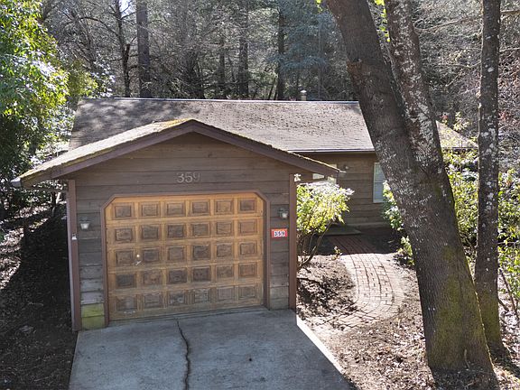 2nd image of 359 Wells Dr
