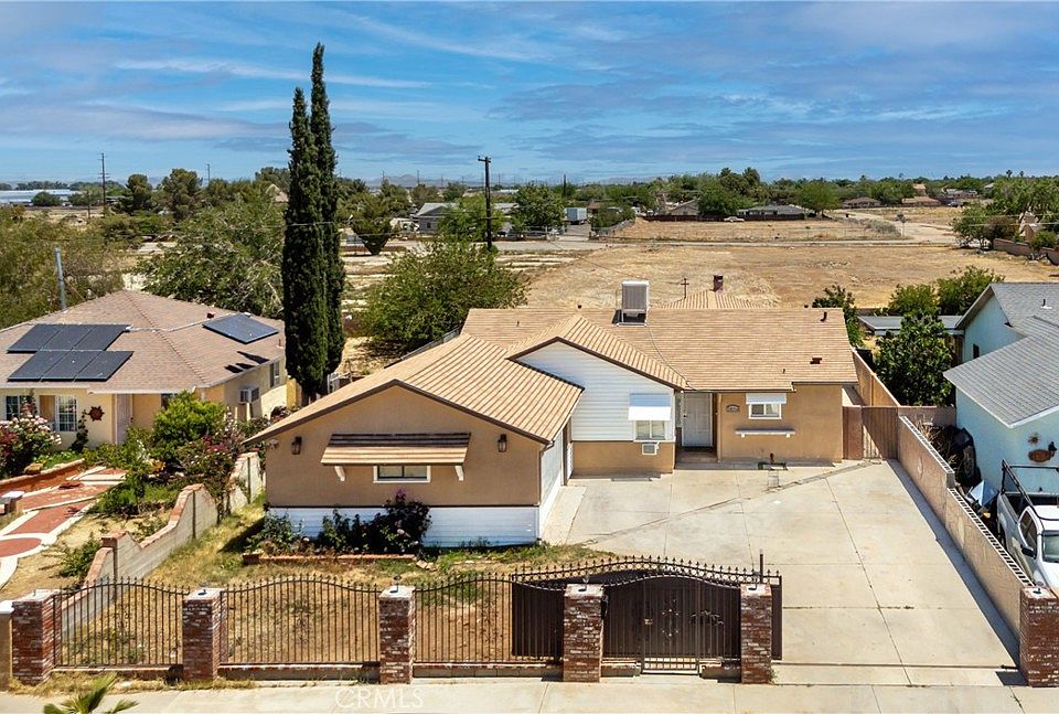 1st image of 38714 Puerta Ave
