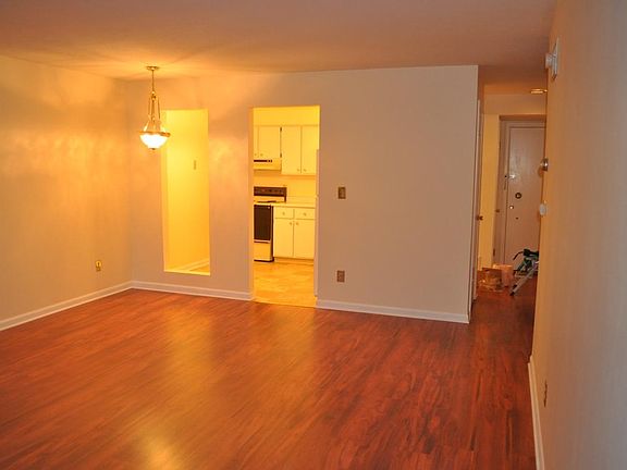 4th image of 77 Atterbury Blvd APT 111