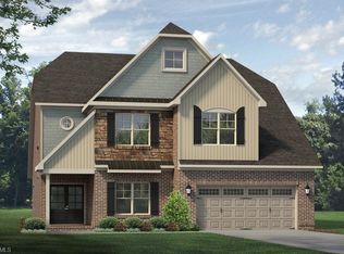 7728 Maple Pond Dr, Oak Ridge, NC 27310