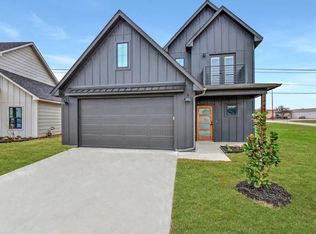 4901 Sweetbay Rd, Sherman, TX 75092