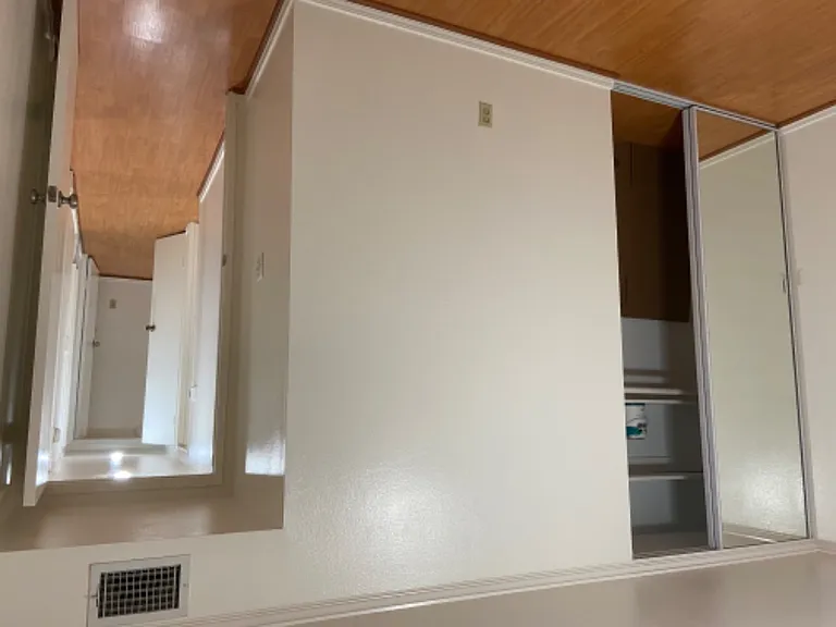 10331 Lindley Ave — Photo 14