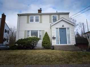66 Slayter St, Dartmouth, NS B3A2A3