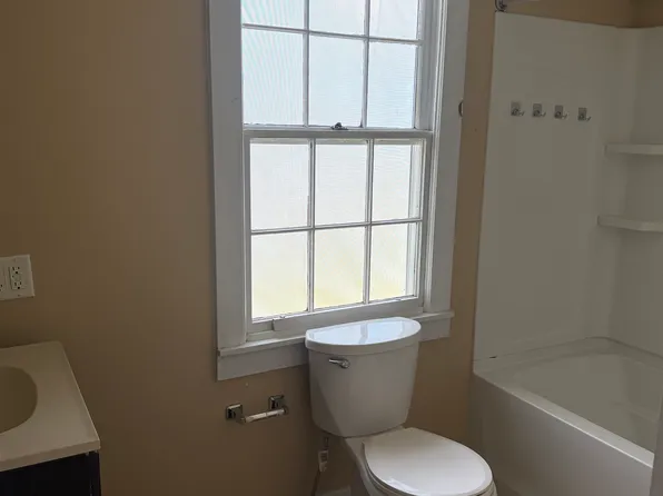 1414 N Dawson St, Thomasville, GA 31792