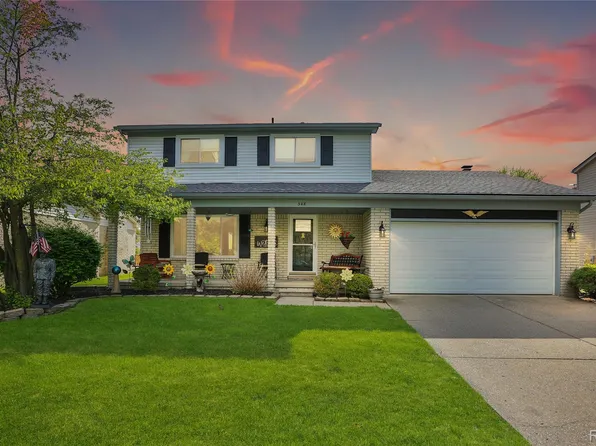 348 Meadowlake Rd, Canton, MI 48188