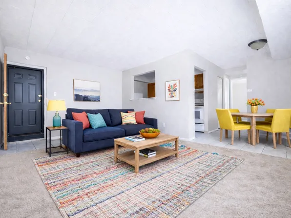 Amadell Apartments, 1954 Amato Dr #31, North Versailles, PA 15137