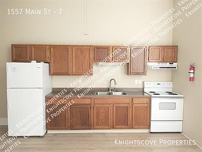 1st image of 1557 Main St #Sl-07